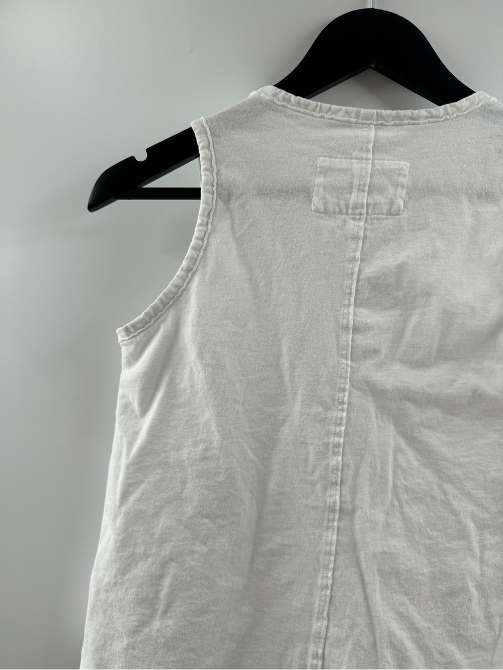 C&C California White V-Neck Tank Top – Women's XS 100% Cotton - Picture 6 of 7